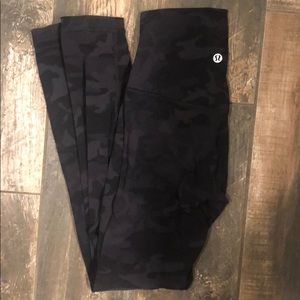 Lululemon Align II- Black Camo 25”